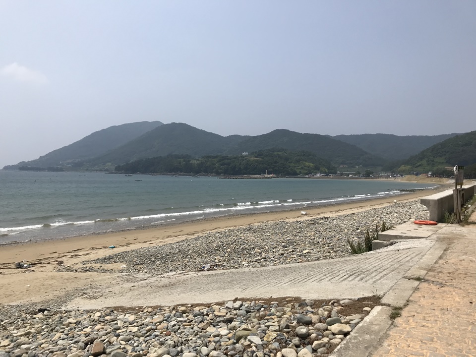 남해 두곡해수욕장