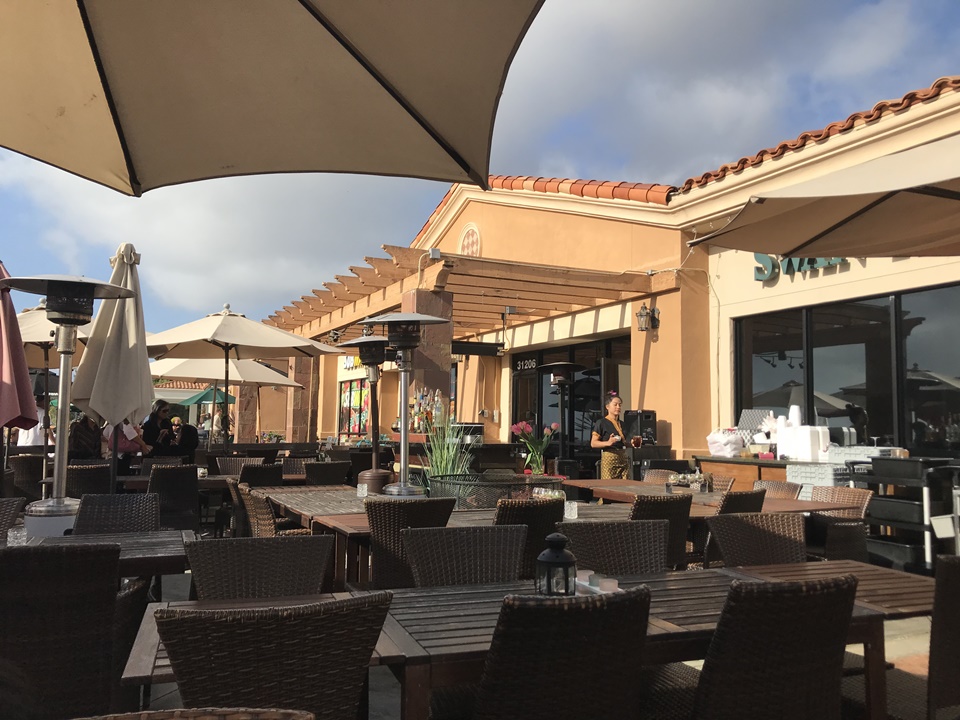란초 팔로스 베르데스 (RANCHO PALOS VERDES), 스완타이 태국 음식점(Swan Thai RPV), 캘리포니아, CA