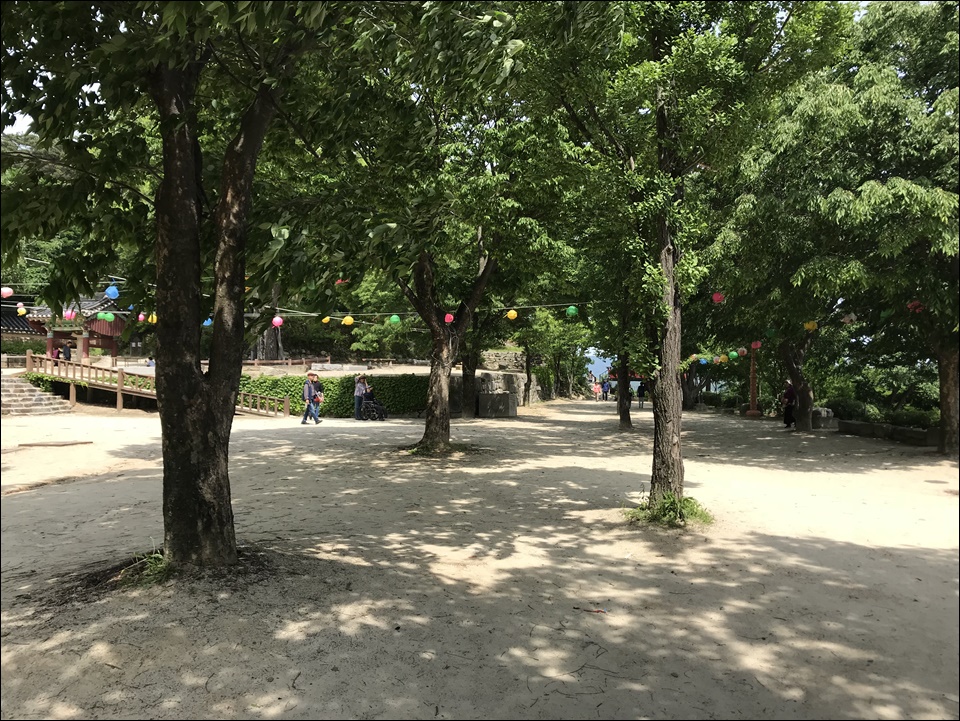휠체어로 방문 가능한 여주 신륵사