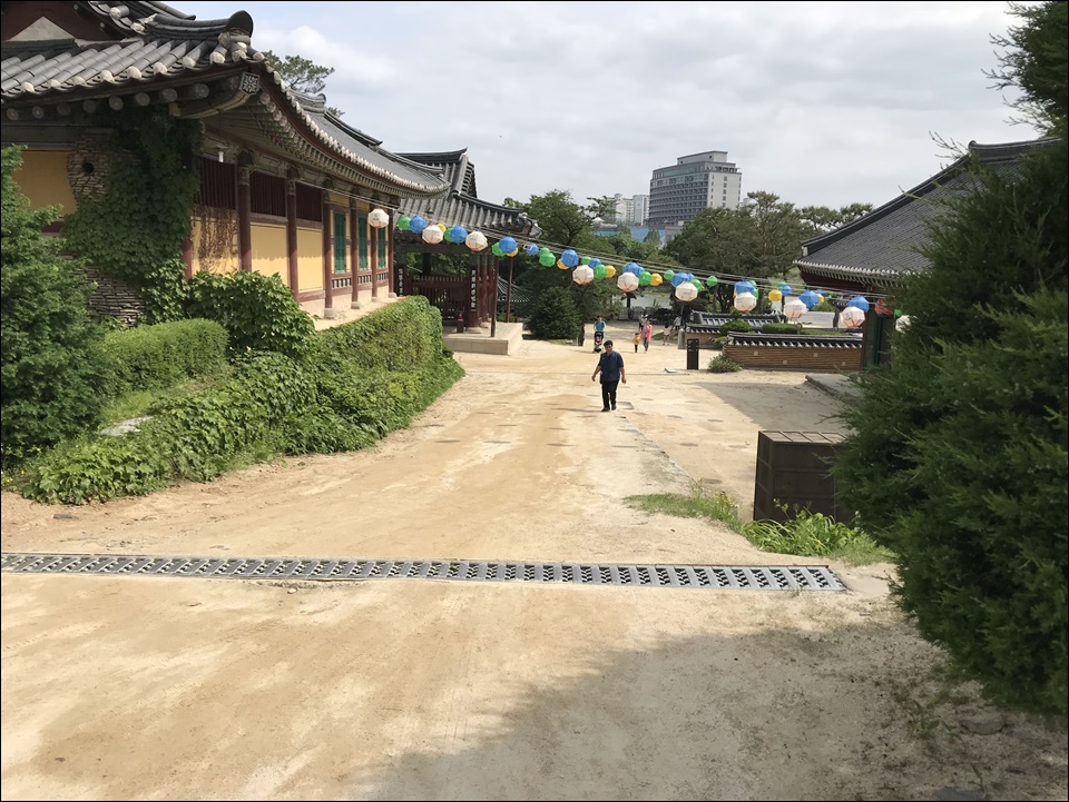 휠체어로 방문 가능한 여주 신륵사