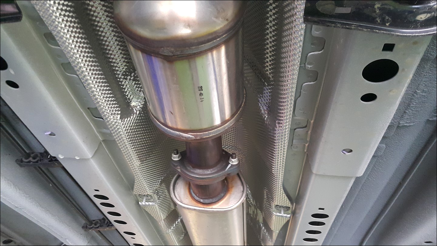 올란도 LPGI 하체 언더코팅 상태