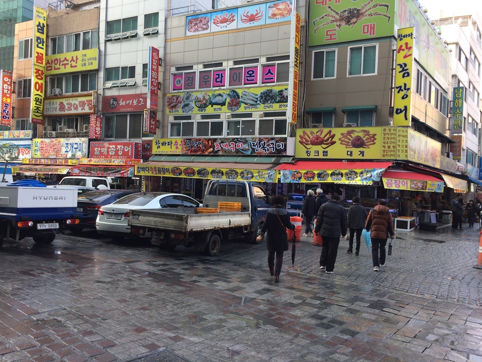 부평깡통시장, 국제시장 그리고 자갈치시장