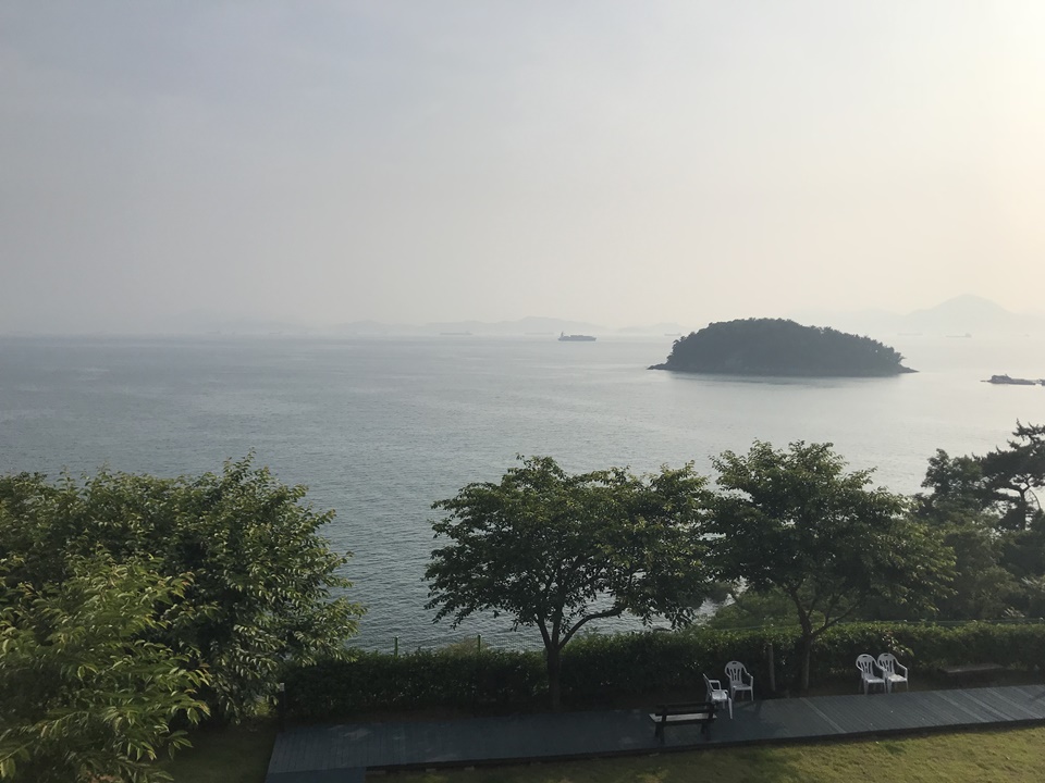 남해 애견동반 펜션 스머프빌리지