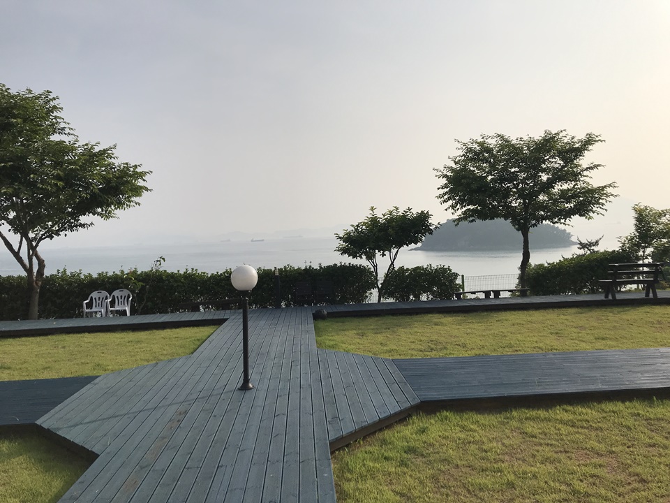 남해 애견동반 펜션 스머프빌리지