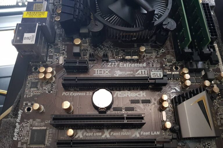 애즈락 Z77 Extreme4 메인보드 오류코드 D6 부팅 불능 해결 방법