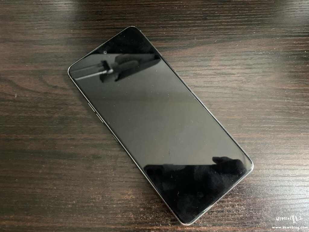 LG Q92 후기