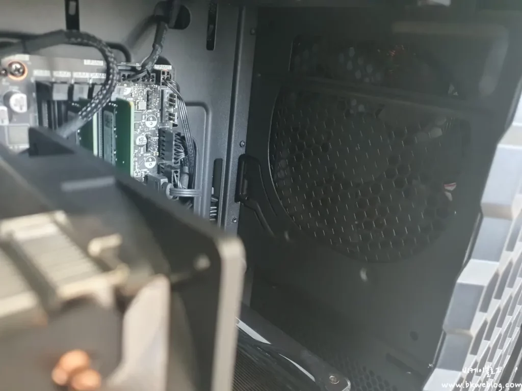 레노버 리전 타워 5 30AGB10 90YJ002YKA 완본체 PC 구입 및 사용 후기